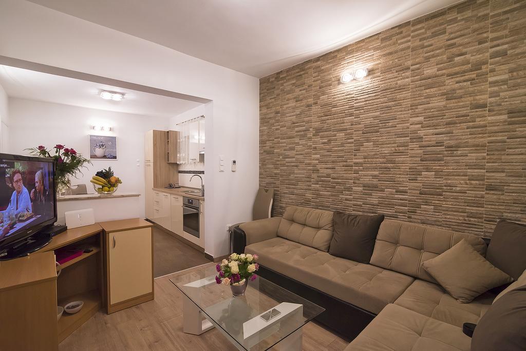 Apartament J&j Split